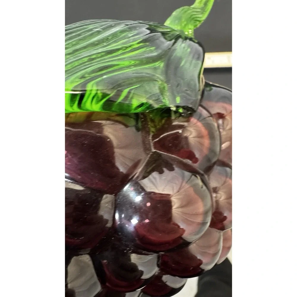 Grapes Art with Large Green Leaf and Curled‎ Stem mid century modern